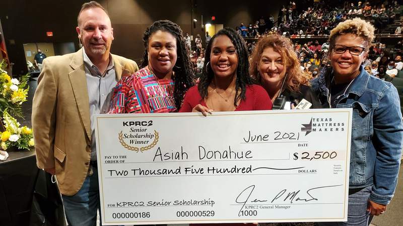 KPRC 2 Senior Scholarship: Meet Asiah Donahue, the senior who has used her positive energy to push forward and impact others