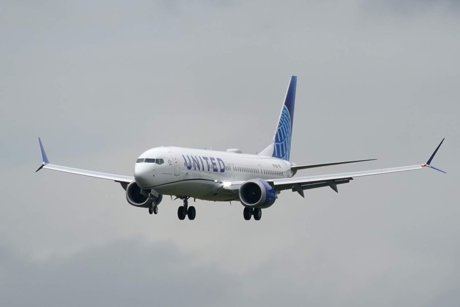 United Airlines helps distribute COVID-19 vaccines