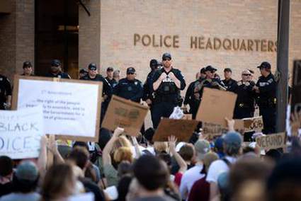 Austin city leaders and residents criticize police officers' use of force during demonstrations against brutality
