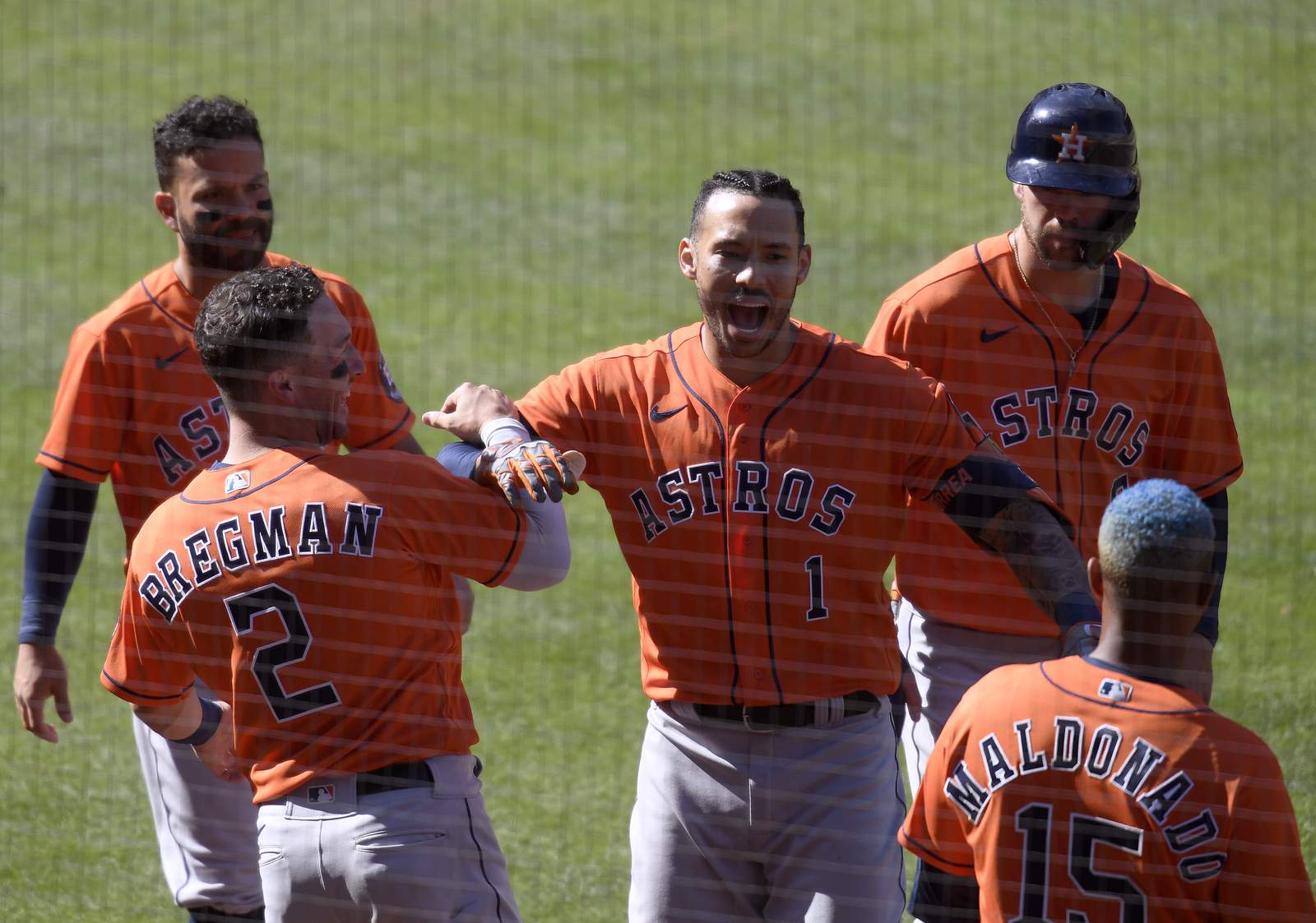 Carlos Correa’s 9th-inning homer puts Astros past Angels 4-2