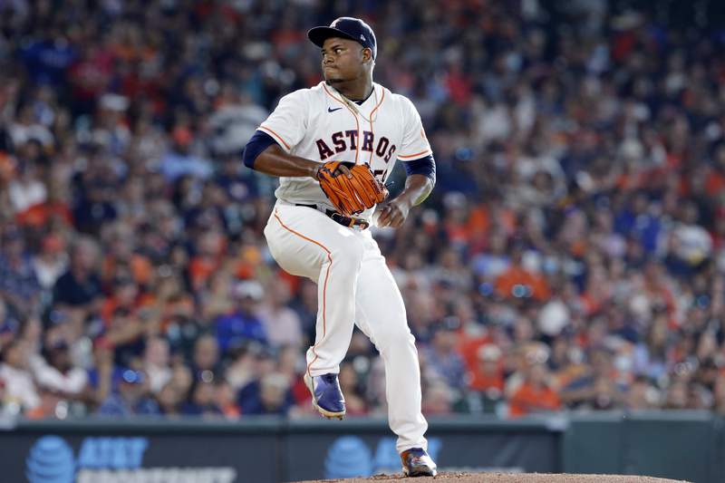 Astros lose combo no-hit try in 8th; Rangers’ skid hits 11