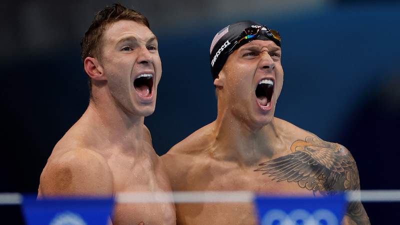 U.S. breaks world record for medley relay gold, Dressel's fifth