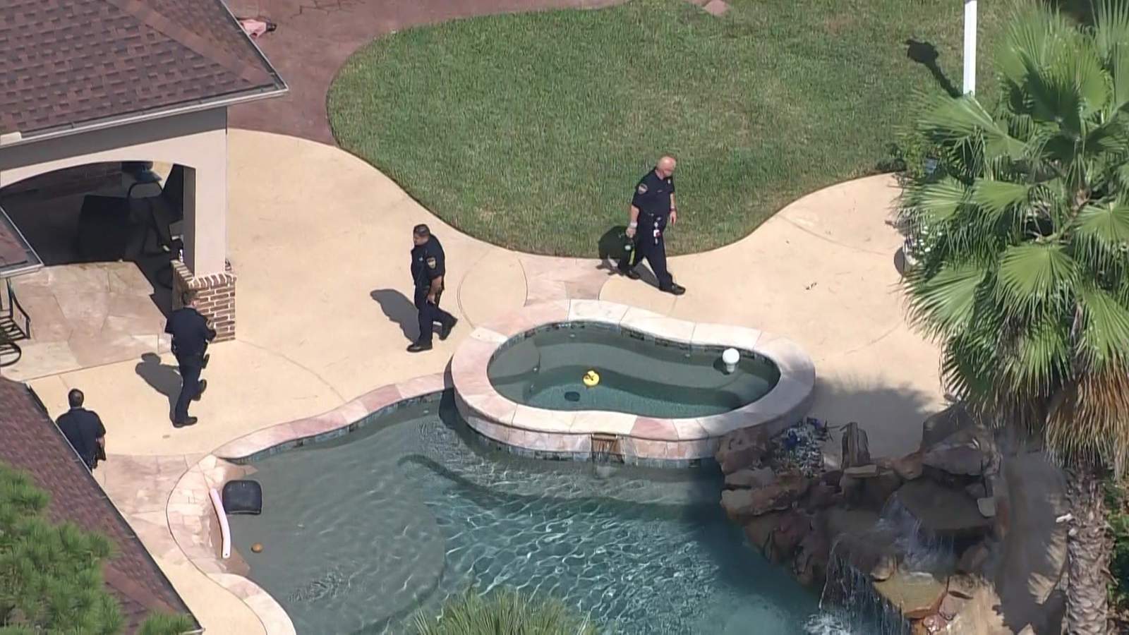 Boy found unresponsive in hot tub in Montgomery County dies, deputies say